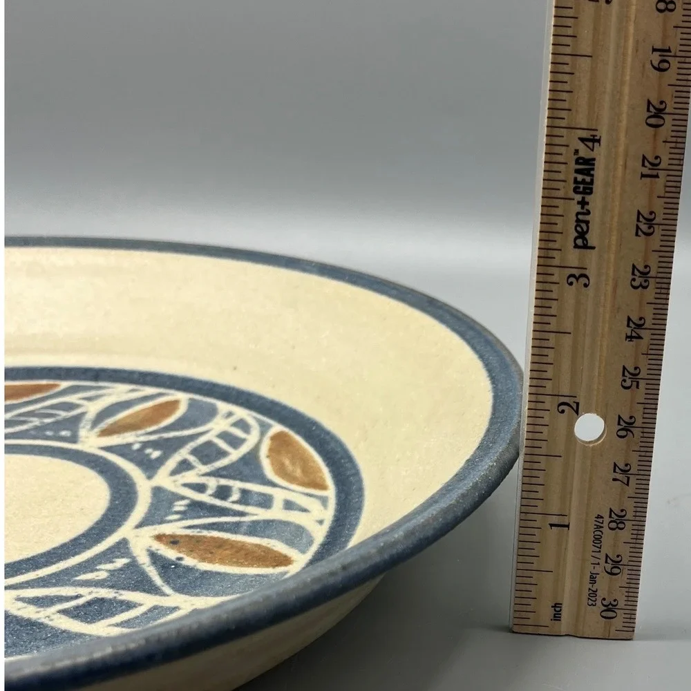Kim Wellman Folk Studio Art Pottery Low bowl Pie plate 92 Mid Century‎ Design